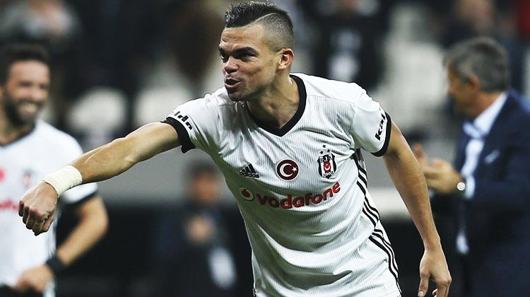 Değişikliği Pepe yaptı: 'Çıkar onu hocam!'