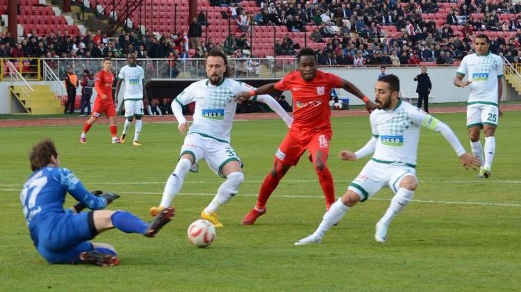 Balıkesirspor'de çıt çıkmadı