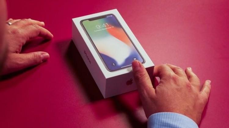 Yemekten değil iPhone'dan çıktı