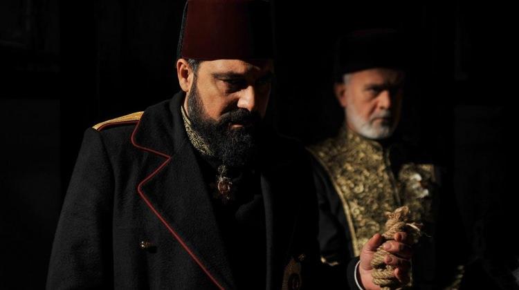 Payitaht Abdülhamid 28.bölüm fragmanı! Payitaht'ta büyük tehlike