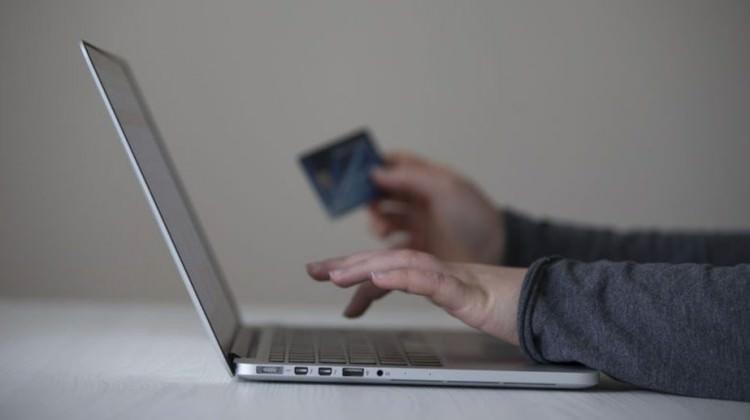 1,6 milyon kişinin bilgileri hack'lendi!