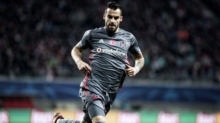 8 gün, 3 farklı turnuva, 6 gol! Negredo...
