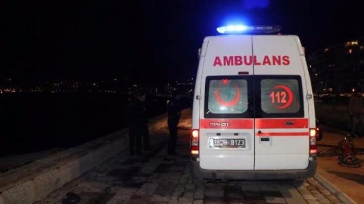 Akılalmaz ölüm! Bankta otururken denize düştü