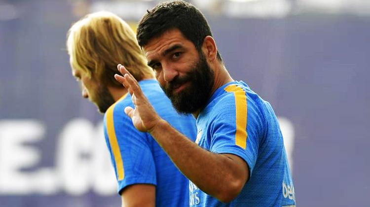 Barcelona'dan Arda Turan'a veda mesajı