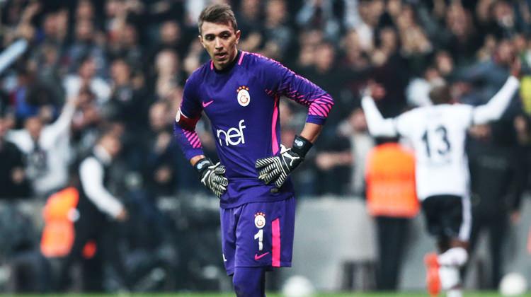 Muslera'nın çöktüğü an! Hüngür hüngür ağladı