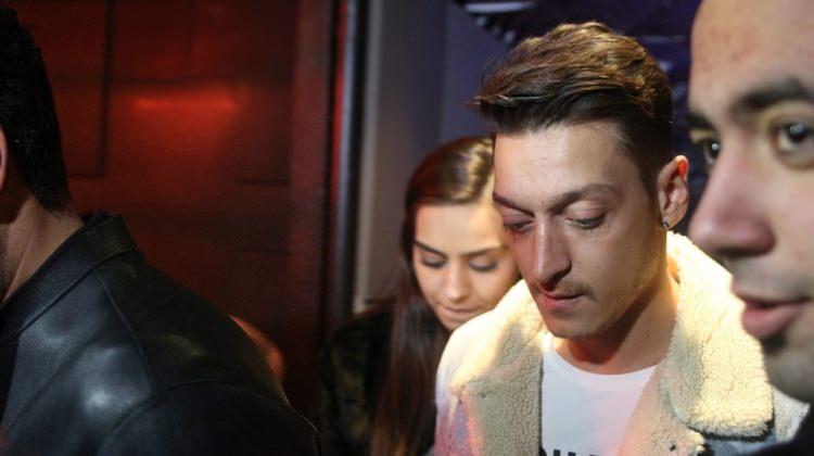 Mesut Özil'den şaşırtan İsmail YK kararı