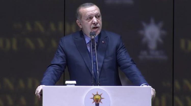 Erdoğan konuşmasını dinlemeye geldiler!