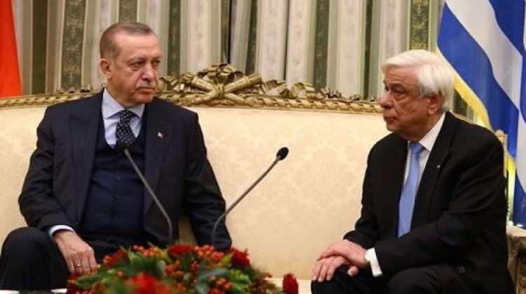 Yunan Cumhurbaşkanı sonradan Aslan kesildi!