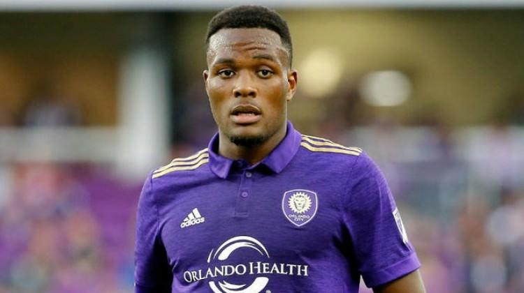 Larin transferinde kriz çıktı!