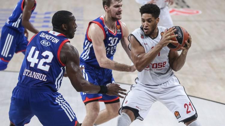 Anadolu Efes'ten müthiş geri dönüş