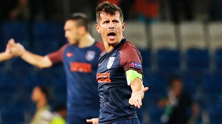 Emre Belözoğlu'nu çılgına çeviren olay