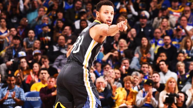 Stephen Curry'den muhteşem dönüş!