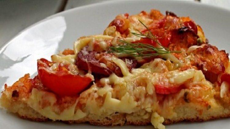 Bayat ekmek pizzası nasıl yapılır? Evde nefis pizza tarifi