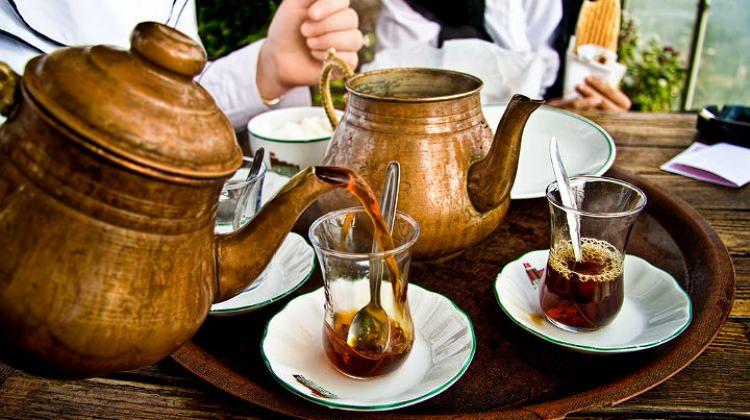 Çay demi göze sürülür mü Çay demi göze sürülür mü