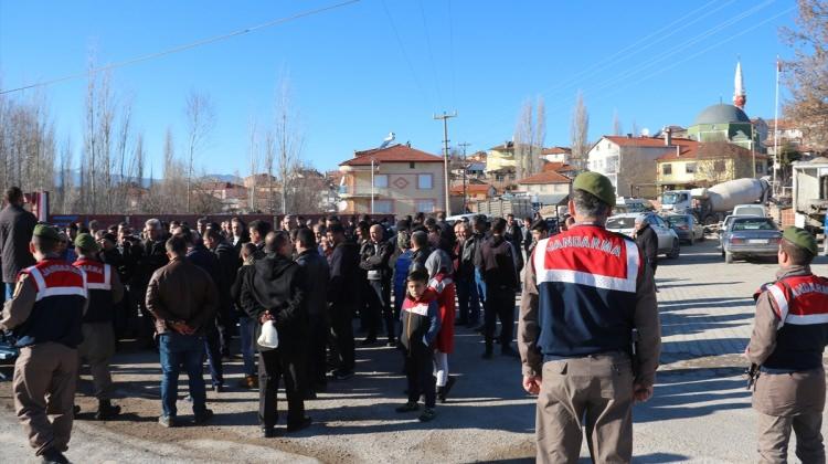 Kütahya'da asit tankeri protestosu