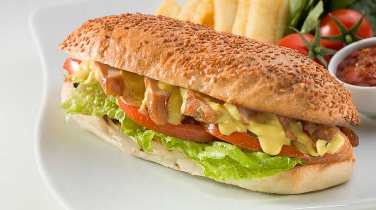 Kolay, hızlı ve lezzetli Tavuklu Tost nasıl yapılır? Tavuklu tost tarifi!