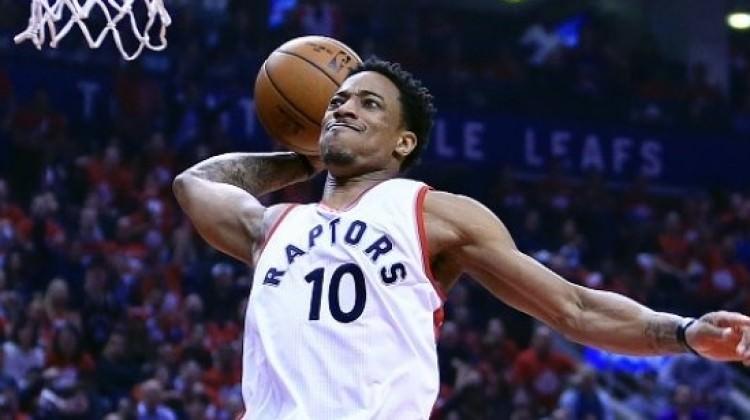 Toronto kazandı! DeRozan rekor kırdı