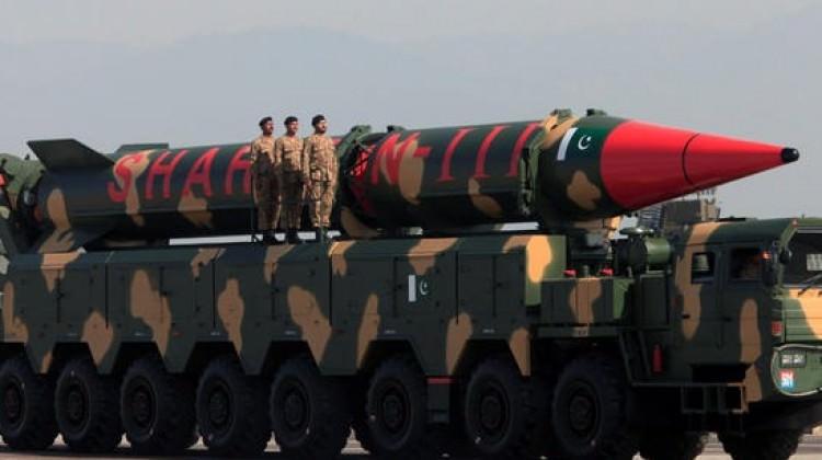 Pakistan'dan dev ülkeye şoke eden cevap!
