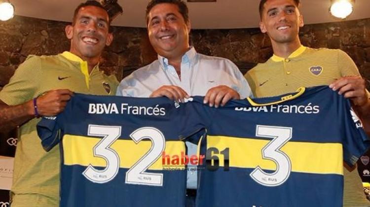 Emmanuel Mas, Tevez'le beraber imza attı