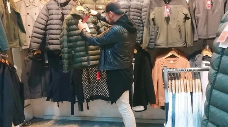 Taklidi aslını geçti