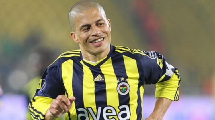 F.Bahçe, Alex'in doğum gününü kutladı
