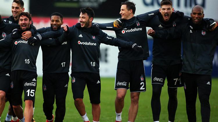 Beşiktaş'a piyango gibi teklif geldi!
