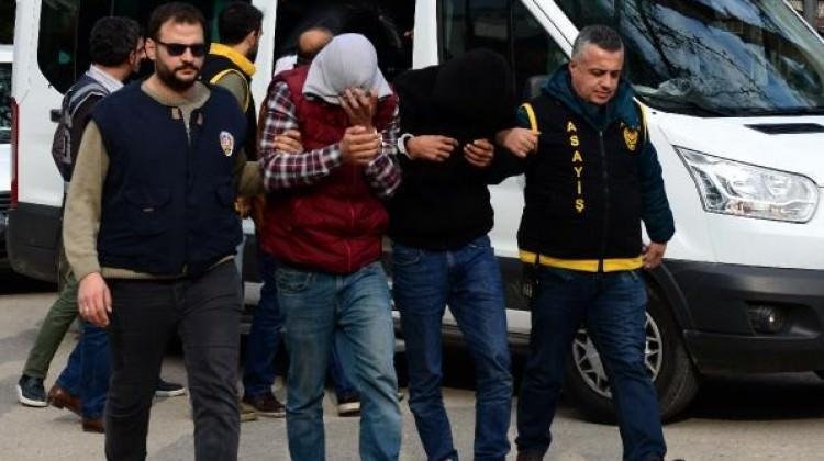 Önce bıçakladılar sonra hastaneye gidip...