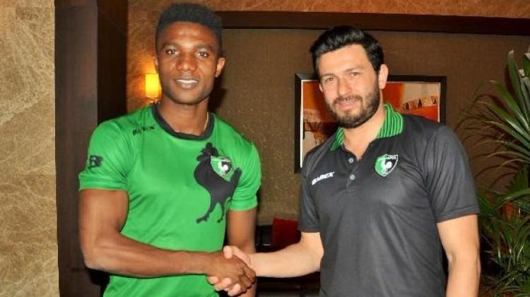 Konyaspor'dan ayrıldı Denizli'ye imza attı