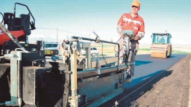 Köy altyapısına 52 milyonluk bütçe