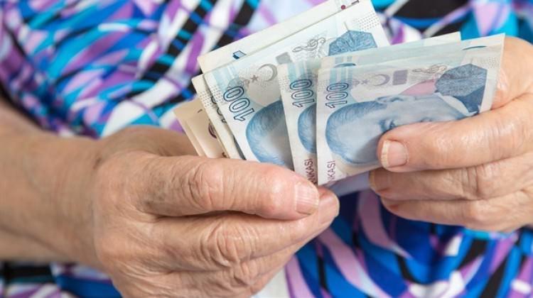Emekli ve memura bayram ikramiyesi geliyor mu? Ne kadar olacak?