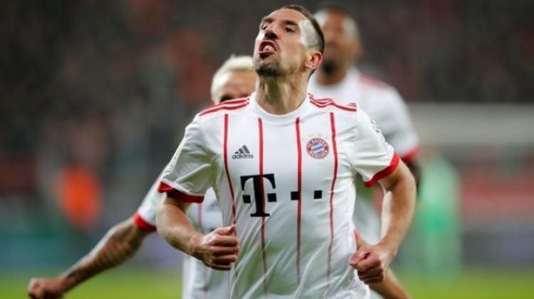 Bayern zoru kolaya çevirdi!
