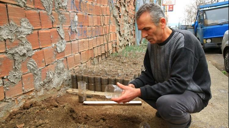 Pet şişede yetiştirdiği fidanlar ormana dönüşüyor