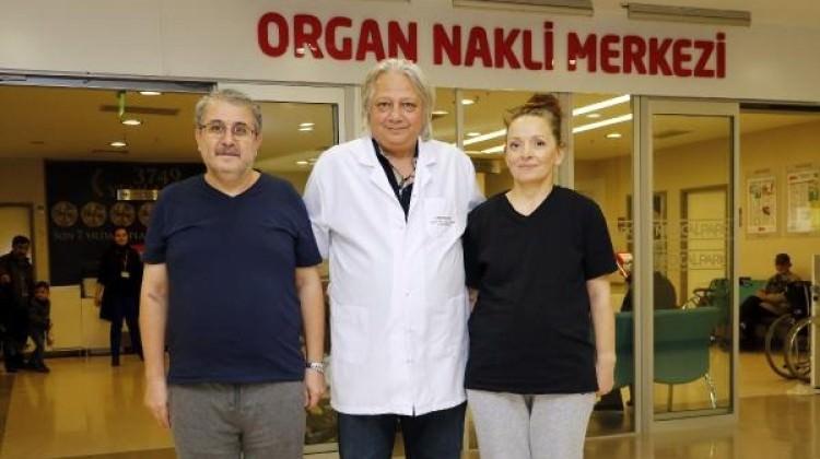 Karnından çıktı! İki basketbol topu büyüklüğünde