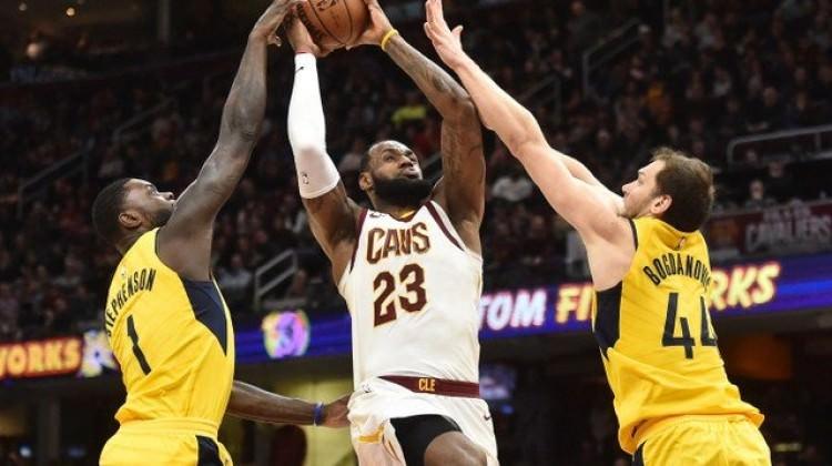LeBron triple-double yaptı, Cleveland kazandı