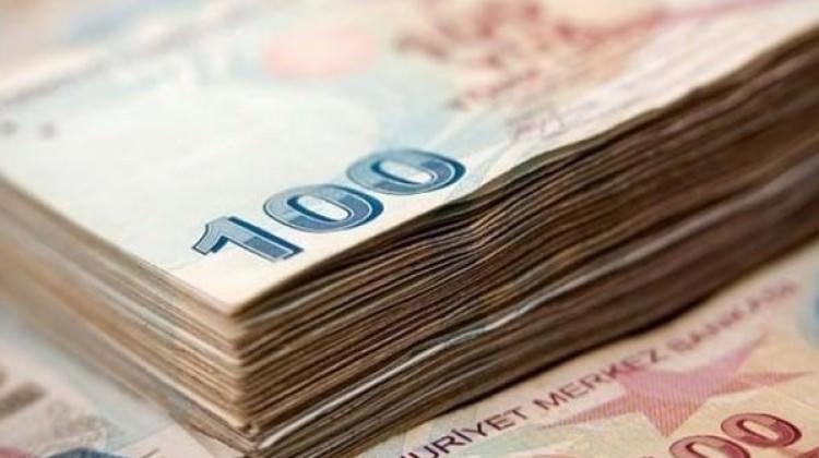 Emekli maaşı 400 lira arttırılabilir!