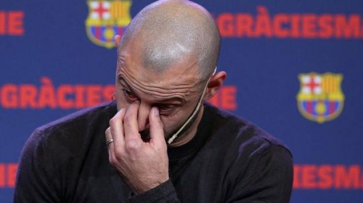 Gözyaşlarıyla Barcelona'ya veda etti!