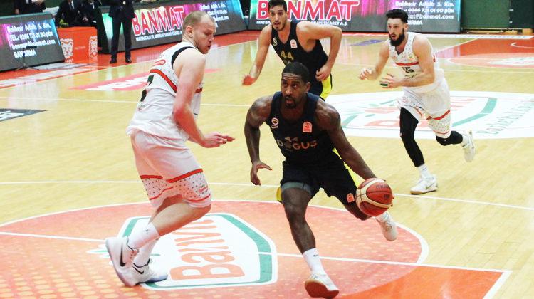 Fenerbahçe mağlubiyetle tanıştı!