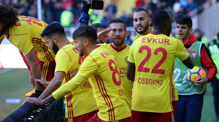 Yeni Malatya Robinho'lu Sivasspor'u devirdi!