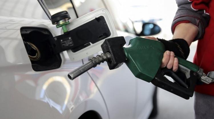 Benzine indirim geliyor!