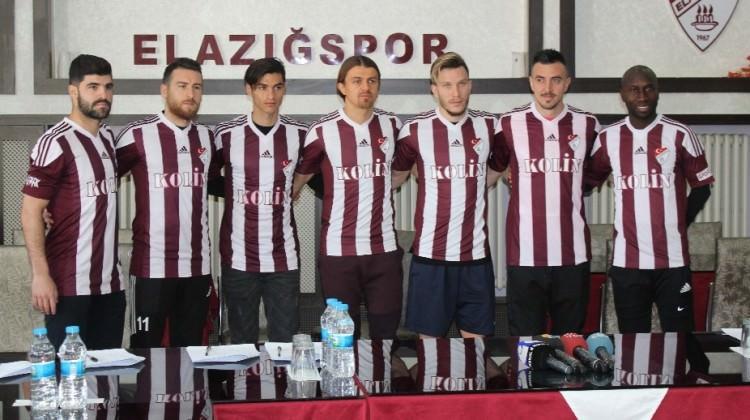 Elazığspor’da imza şov