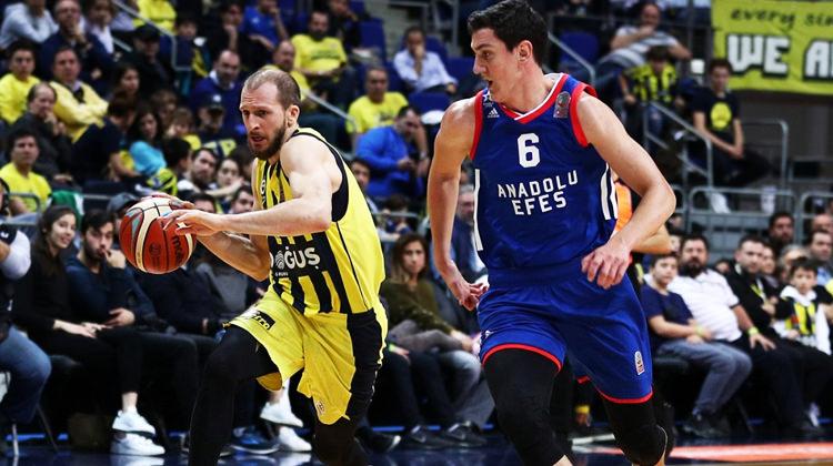 Fenerbahçe evinde Efes'i ezdi geçti!