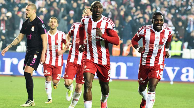 Galatasaray Sivas'ta yıkıldı!