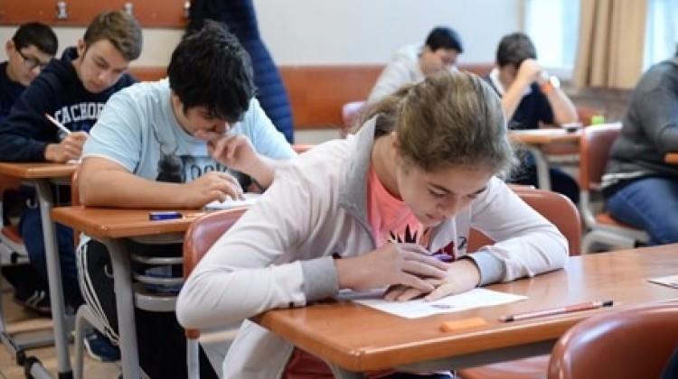 Liseye geçiş sınavı zor olacak!