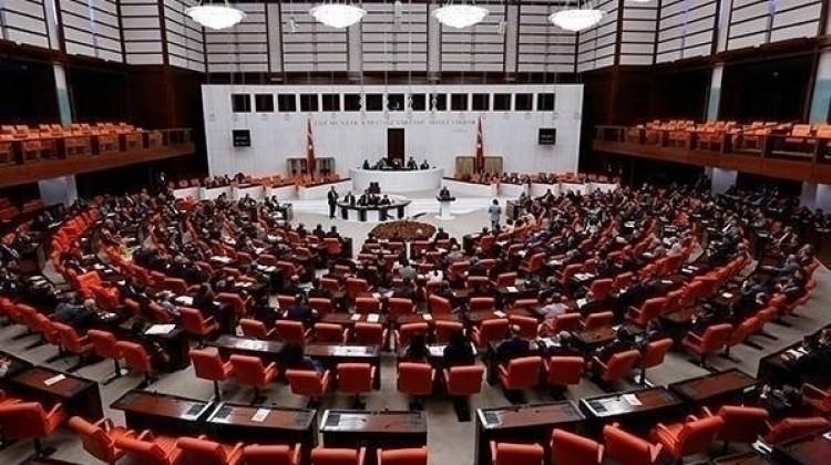Aden, Somali ve Arap Denizi tezkeresi kabul edildi