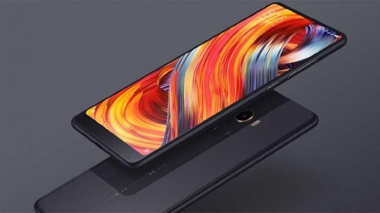 Xiaomi Mi Mix 2S şaşırtan özellik! Çerçevesiz ekran baştan yazılacak...