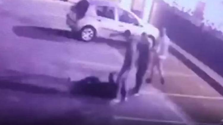 Korkunç görüntü! Kadına çiçek gönderince...