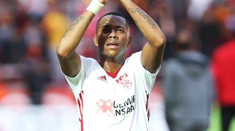 Robinho'ya sürpriz talip! Görüşmeler sürüyor