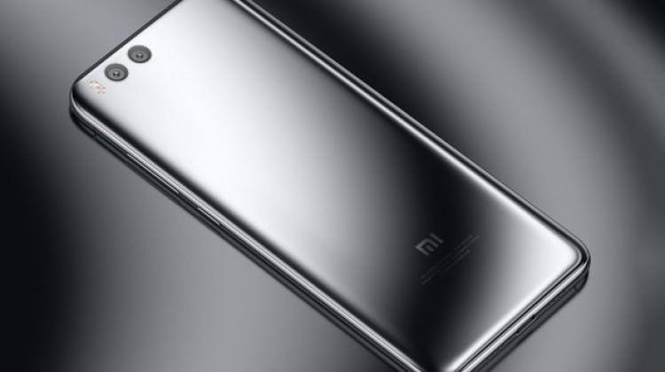 Bu telefon Galaxy S9'u gölgede bırakabilir!
