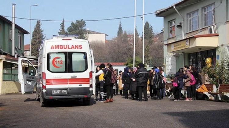 Lisede büyük skandal... Boya, badana, hastane...