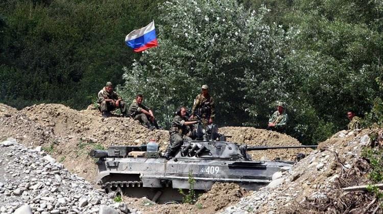 ABD, Deyrizor'da Rus yapımı bir tankı vurdu